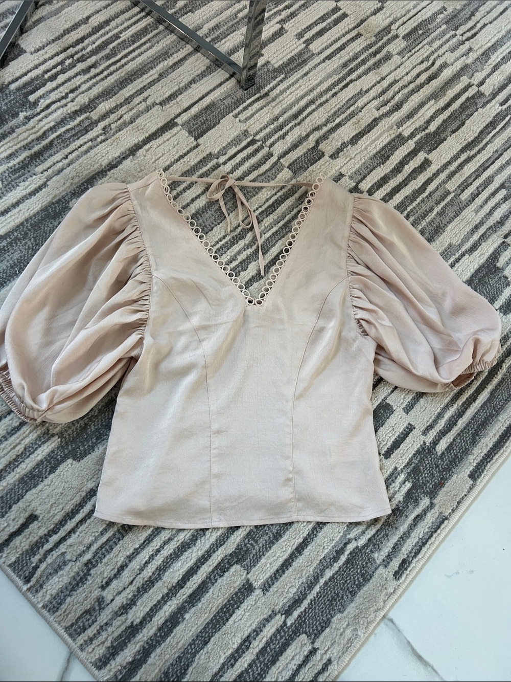 Express Blush Puff Sleeve V-Neck Blouse with Eyelet Trim